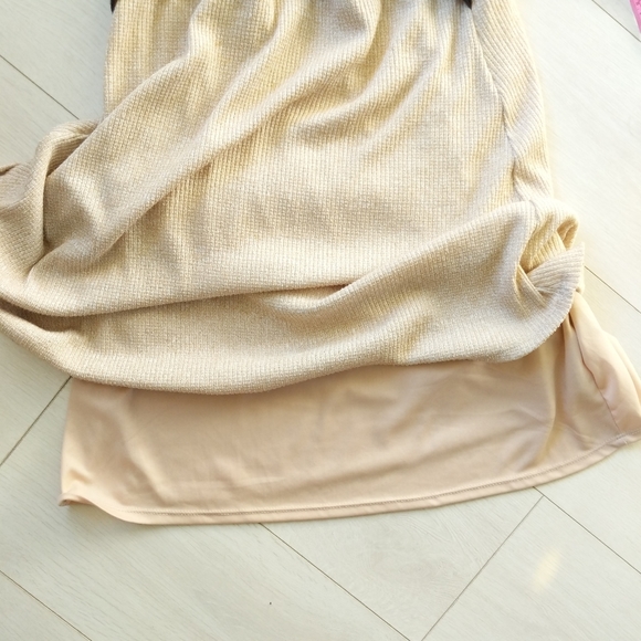 Amadi 3/4 Sleeve Knit Wrap Midi Dress - Picture 8 of 13